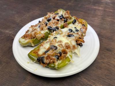 chili-stuffed-peppers